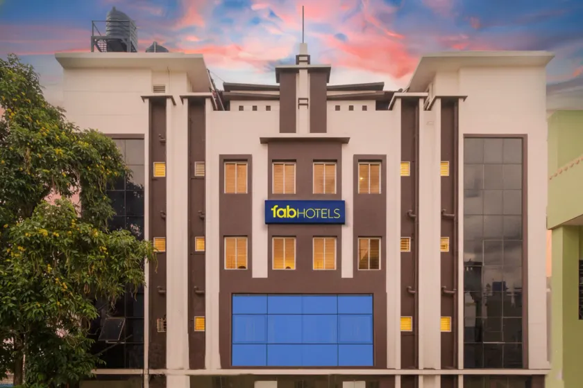 FabHotel RMS Comforts - Nr Yeshwantpur Railway Station - Image 1