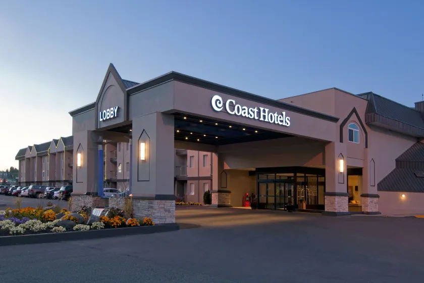 Coast Kamloops Hotel & Conference Centre - Image 1