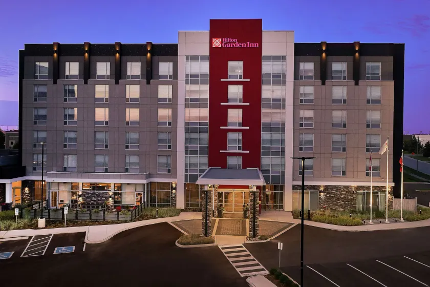 Hilton Garden Inn Toronto Brampton West - Image 1