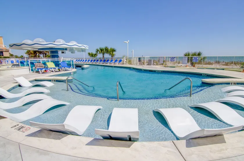 Hotel Blue - Image 1