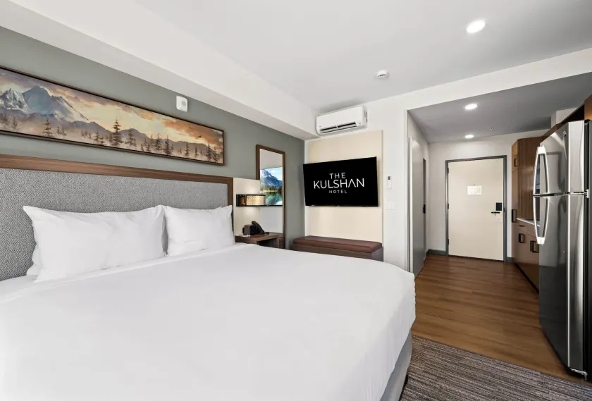 The Kulshan Hotel - Image 1