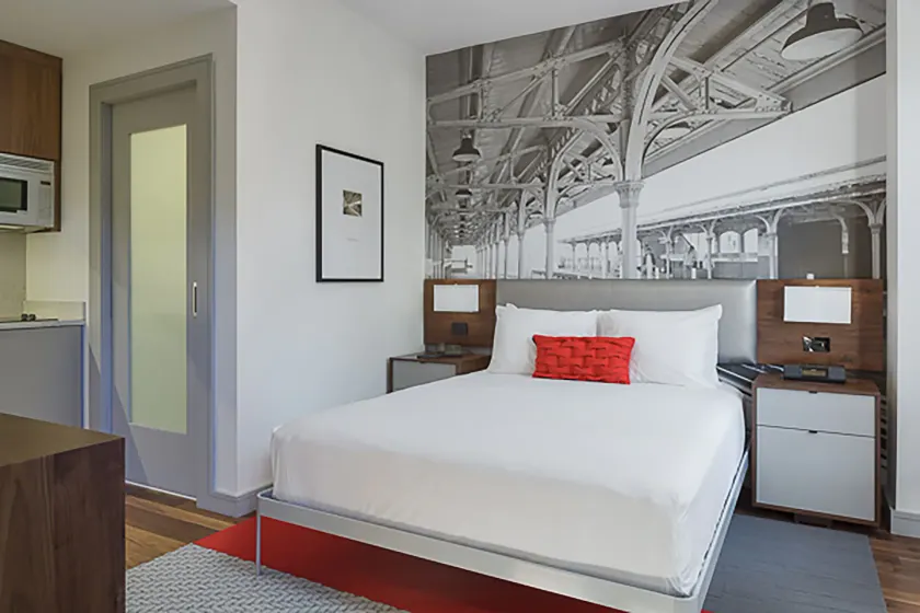 The Revolution Hotel - Image 1