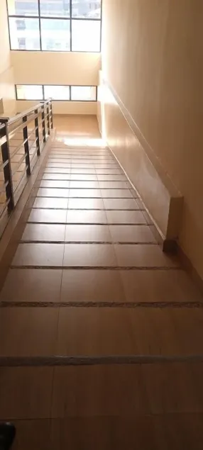 Chamastar Hotel Kabarnet - Entrada (vista interna)