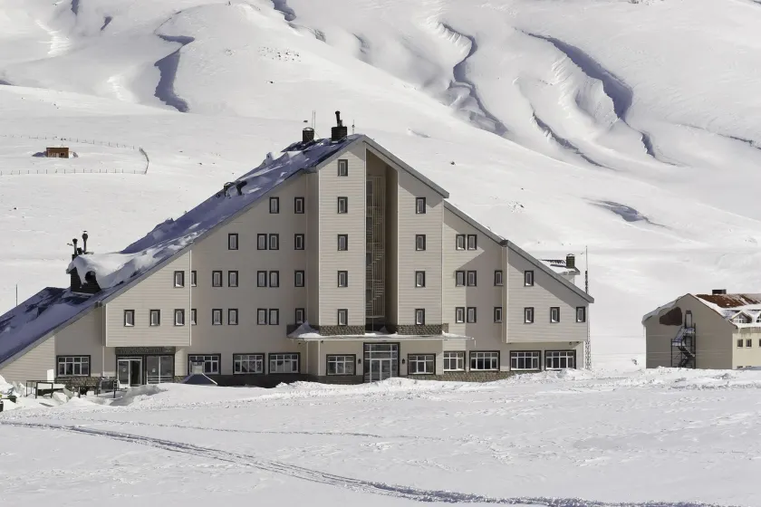 Grand Eras Hotel - Image 1