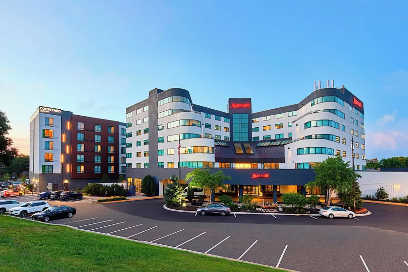 Minneapolis Marriott West - Image 1