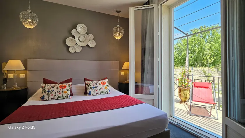 Brit Hotel Acacias - Image 1