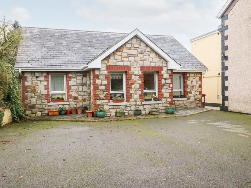 Reads Park Self - Catering Accommodation - Image 1