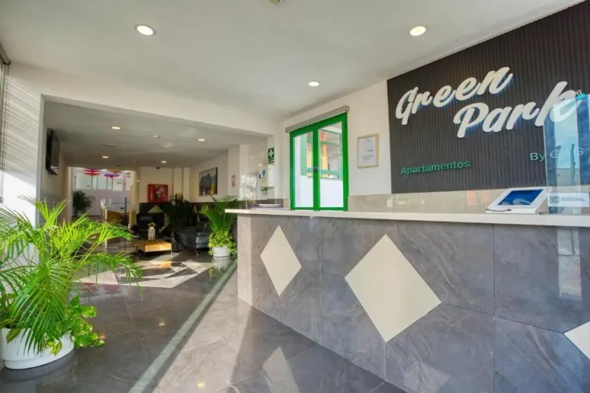 RT-Green Park - Lobby