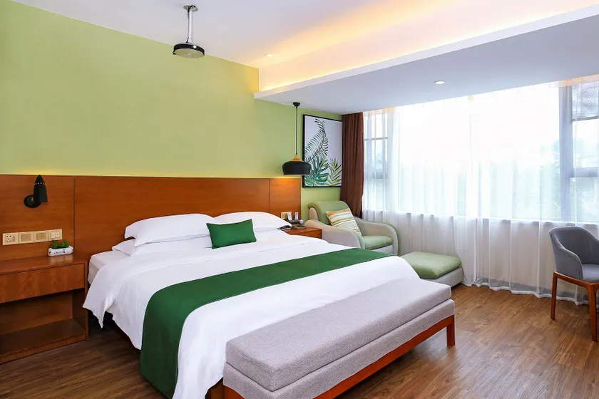 Immersing Hotel Guilin Two Rivers and Four Lakes Dongxi Alley - Image 1