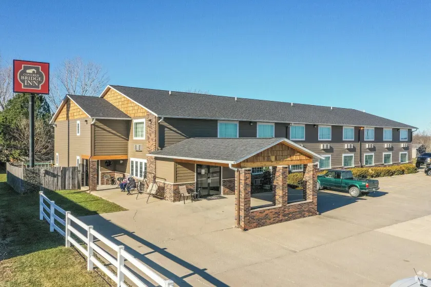 Covered Bridge Inn - Image 1