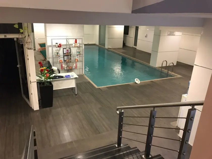 Manazel Al Diafah Serviced Apartment - Image 1