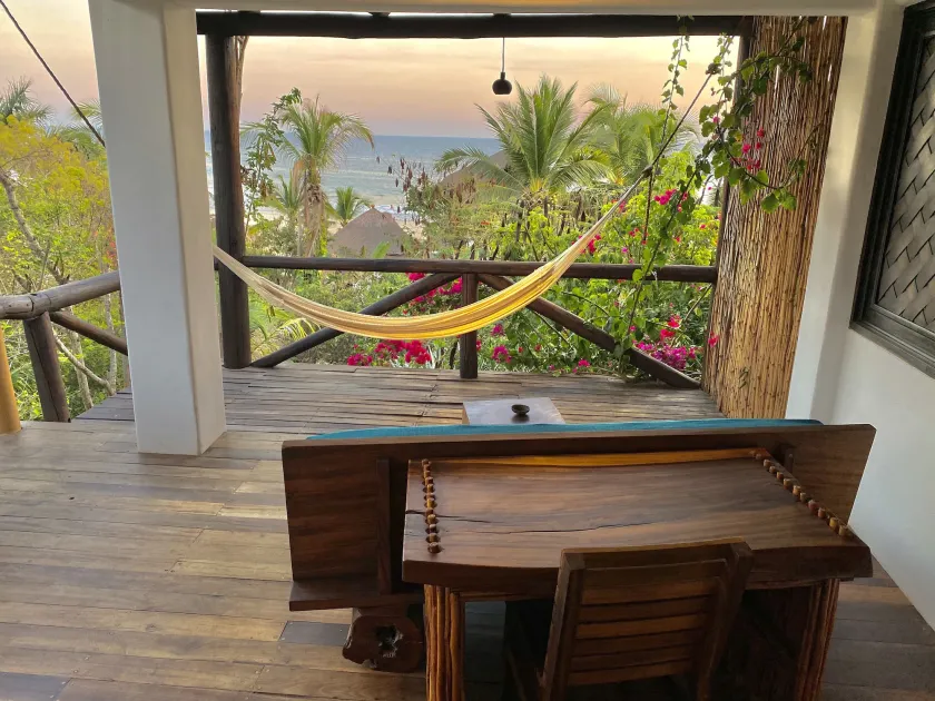 El Alquimista Yoga Spa - Image 1