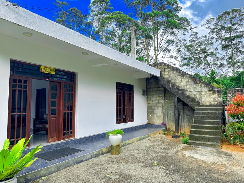 Heaven Hills Guest House - Image 1
