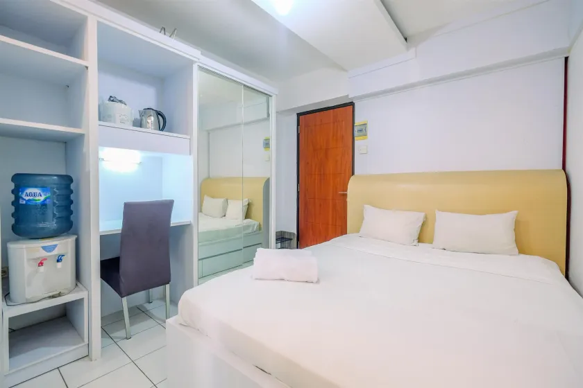 Good And Homey Studio At Kebagusan City Apartment - Image 1