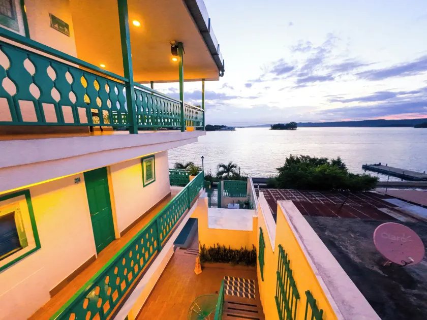 Hotel Casa Turquesa - Image 1