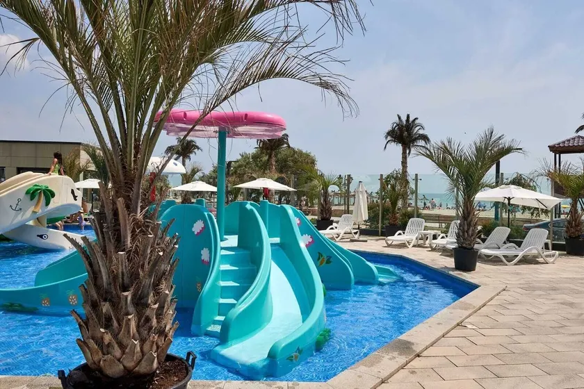 Aparthotel Ella Alezzi - Image 1