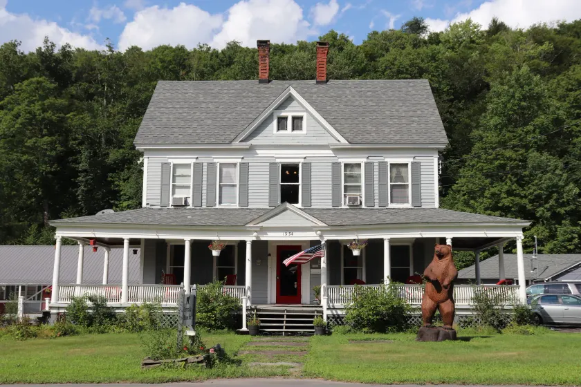 Reynolds House Inn & Motel - Image 1