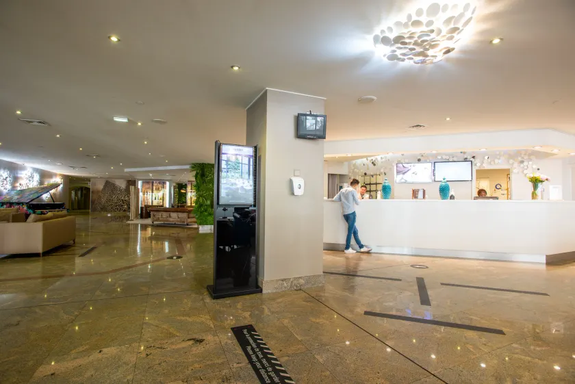 Mercure Marseille Centre Vieux Port - Lobby