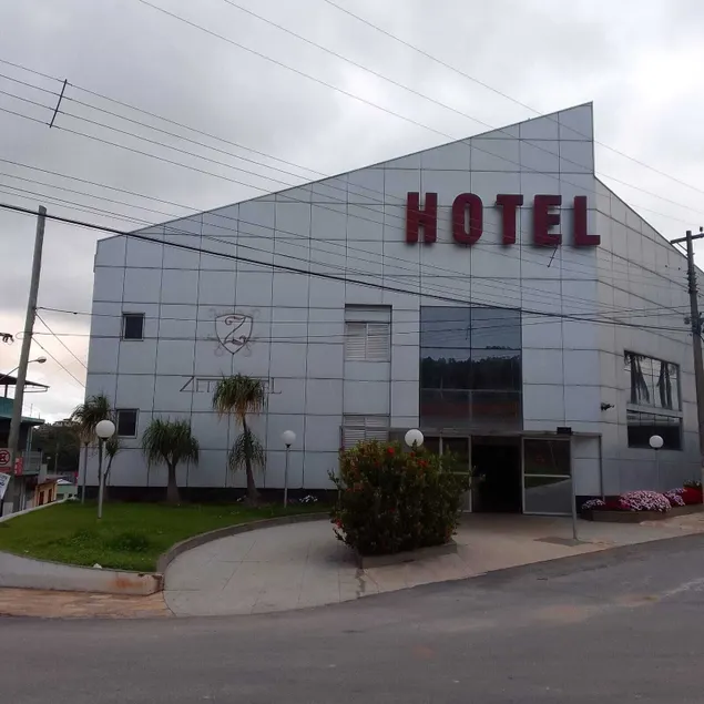 Zeta Hotel - Image 1