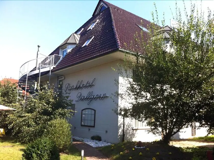 Parkhotel - Image 1