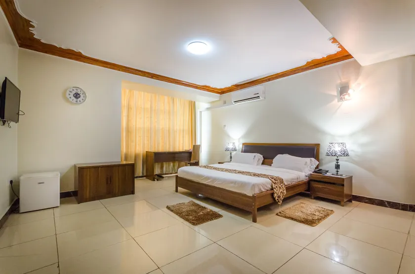 Mt. Zion Hotel - Image 1