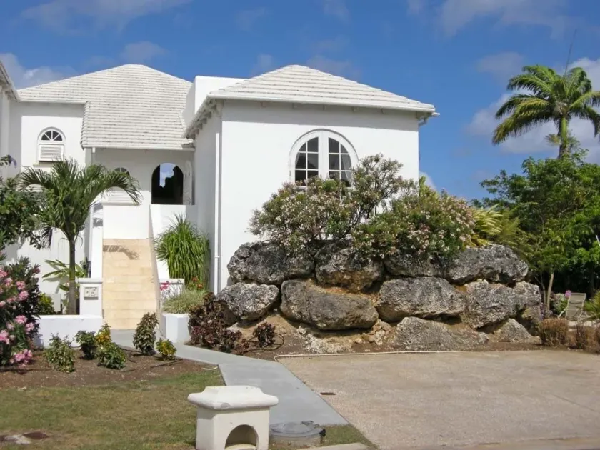 Royal Villa by Island Villas - Image 1
