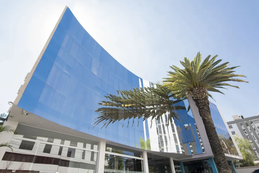 Camino Plaza - Image 1
