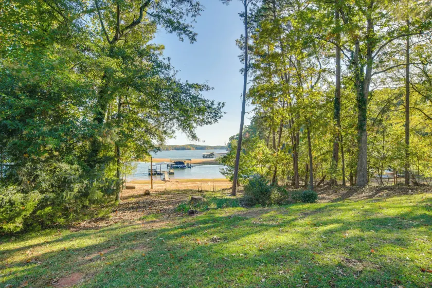 Lake Hartwell Retreat w/ Lake Access & Firepit - Image 1