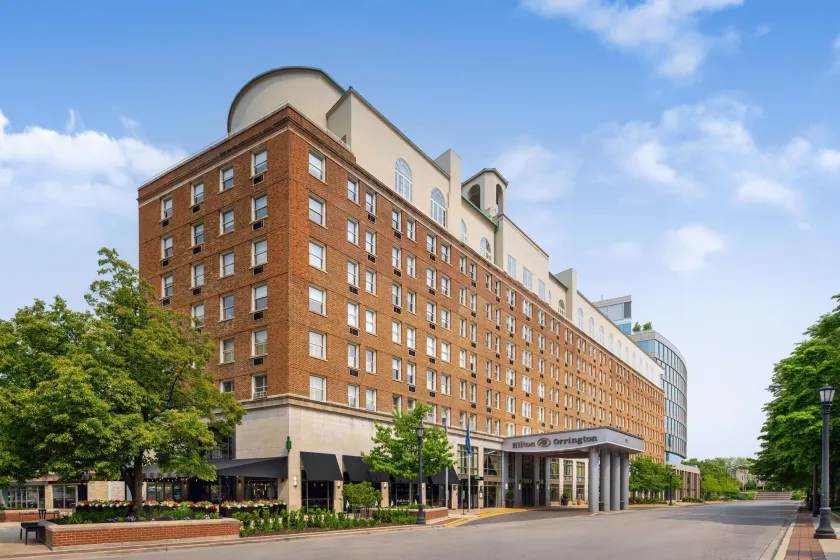 Hilton Orrington / Evanston - Image 1