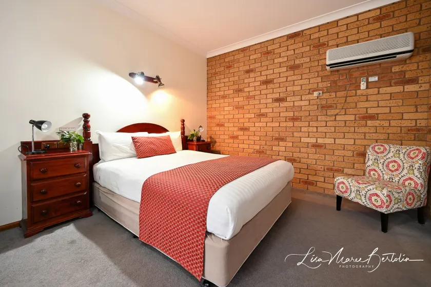Narrandera Club Motor Inn - Image 1