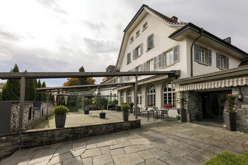 Hotel & Gasthaus Die Perle - Image 1