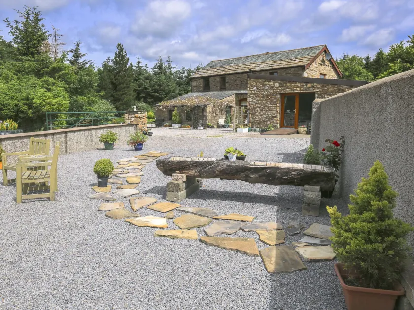 Knott Lodge - Image 1
