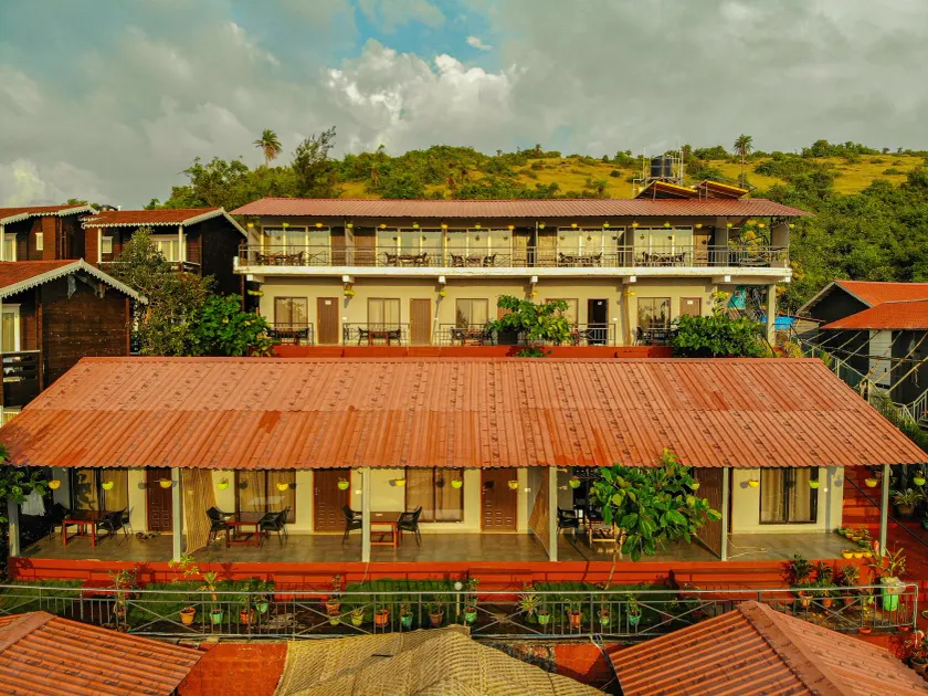 Casa De Lamore Sea View Resort - Image 1