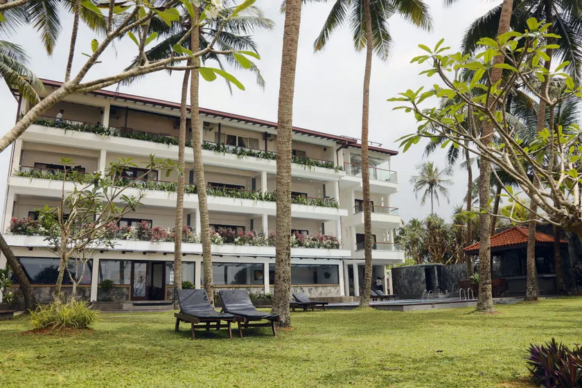 Blue Beach Hotel - Image 1