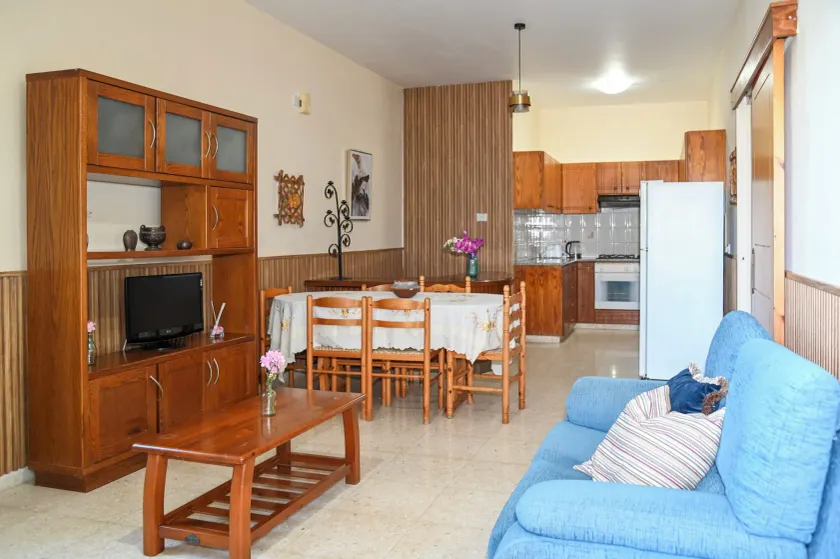 Kritos Apartments with Two Bedrooms - Image 1