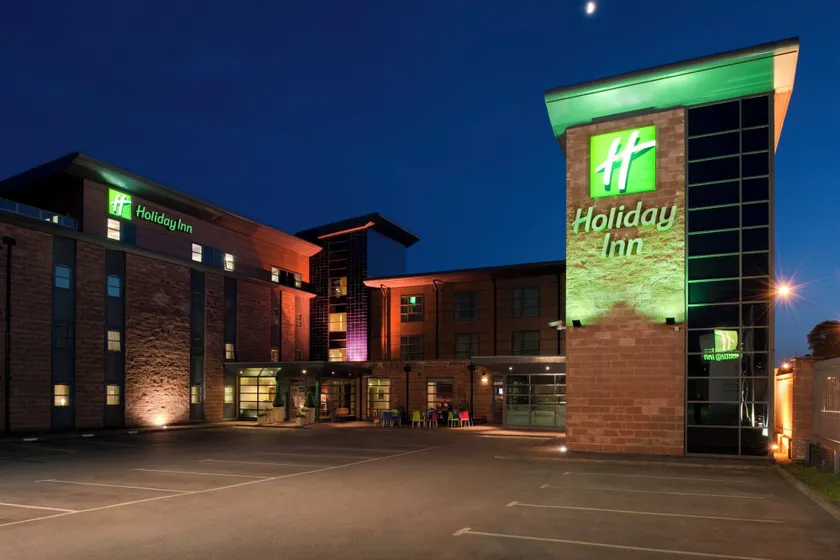 Holiday Inn Manchester-Central Park by IHG - Image 1