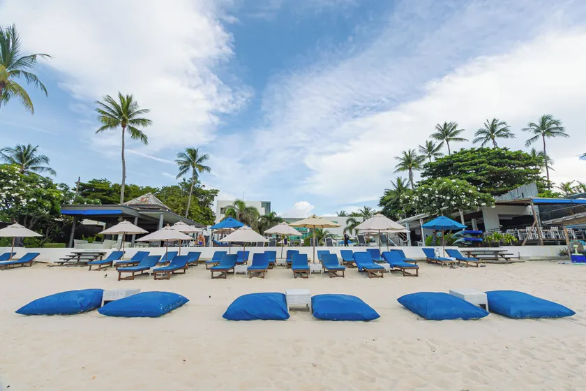 KC Beach Club & Pool Villas - Image 1