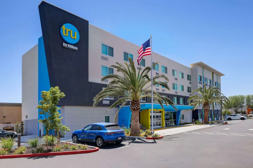Tru By Hilton Lathrop, CA - Image 1