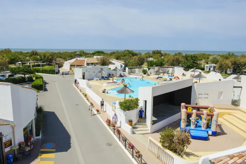 Camping Le Clos du Rhône - Image 1