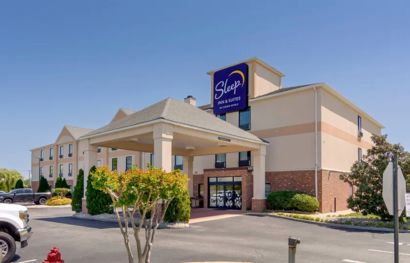 Sleep Inn & Suites Prince George near Fort Lee - Image 1