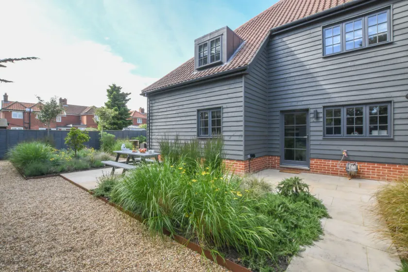 Corner Cottage, Thorpeness - Image 1