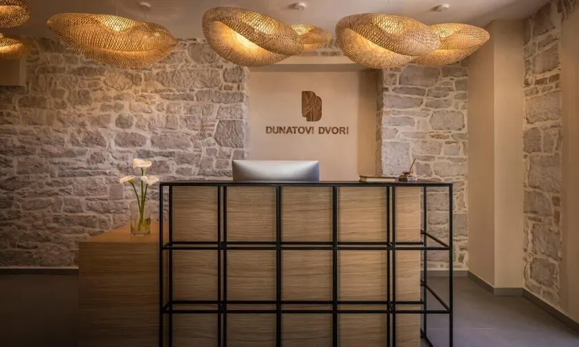 DUNATOVI DVORI Heritage Hotel - Lobby