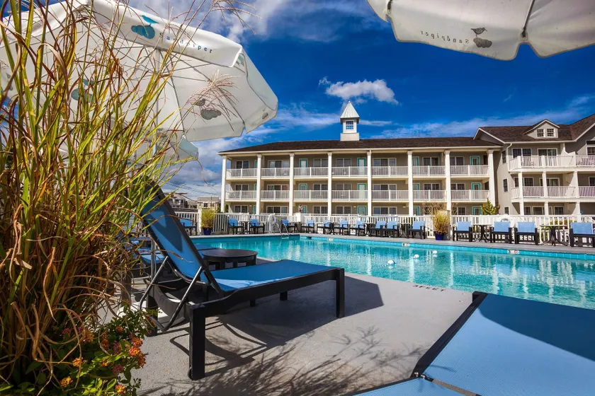 Sandpiper Beach Club - Image 1