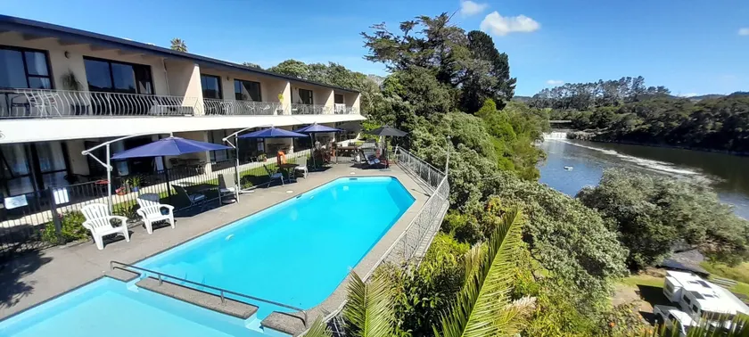 Waterfalls Estate - Motel & Campground - Image 1