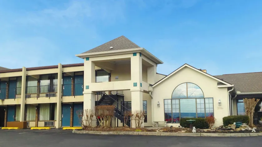 Inn of Loudon - Image 1