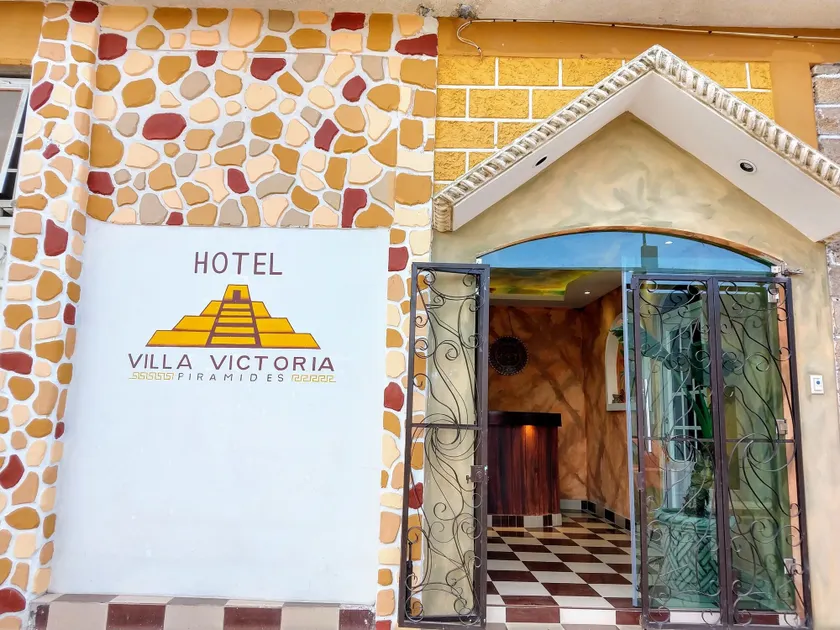 Villa Victoria Pirámides - Image 1