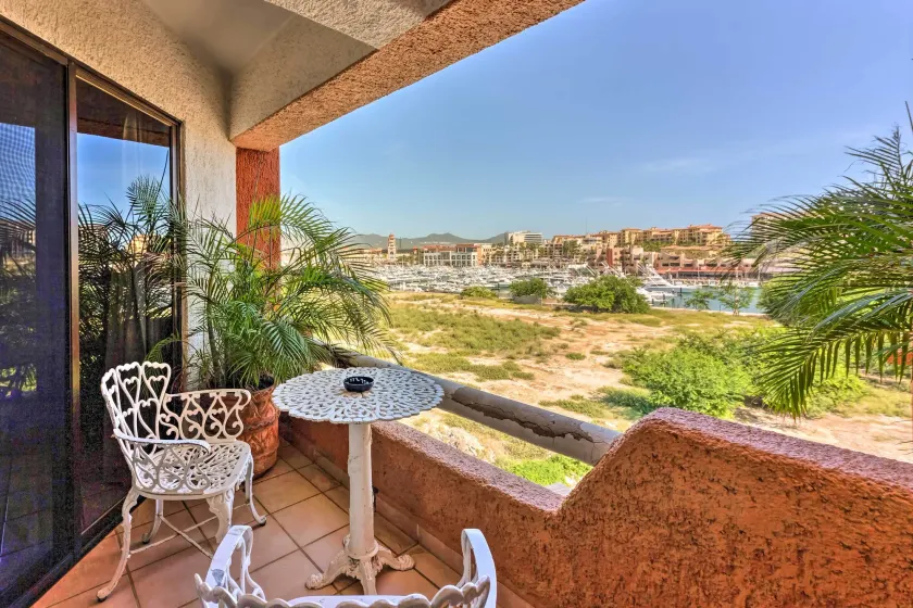 Chic Cabo San Lucas Getaway < 2 Miles to Beaches! - Image 1