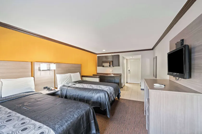 Americas Best Value Inn & Suites Brenham - Image 1