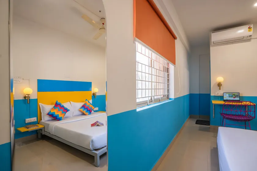 goSTOPS Bengaluru, Indiranagar - Private Rooms & Dorms - Rom