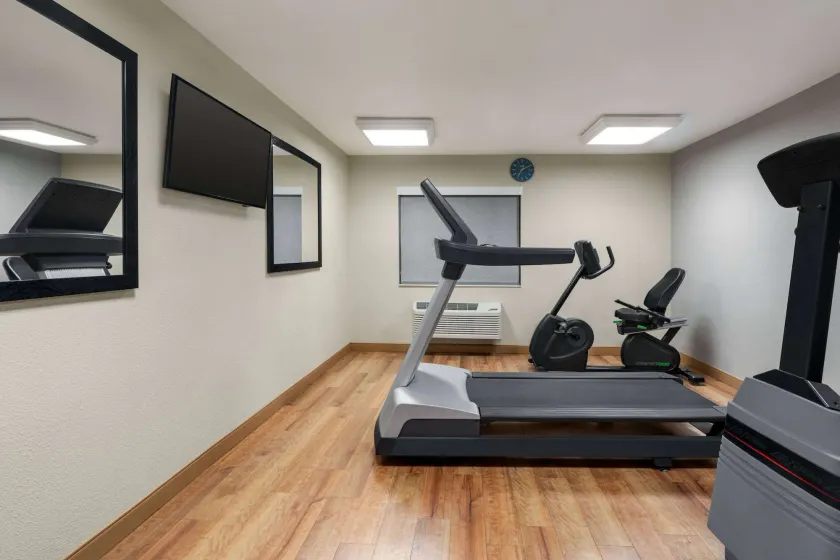 La Quinta by Wyndham Chicago Tinley Park - Image 1